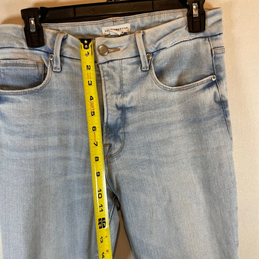 Good American High Rise Skinny Jeans Light Wash Raw Hem Size 6 28 B74 - Picture 6 of 8